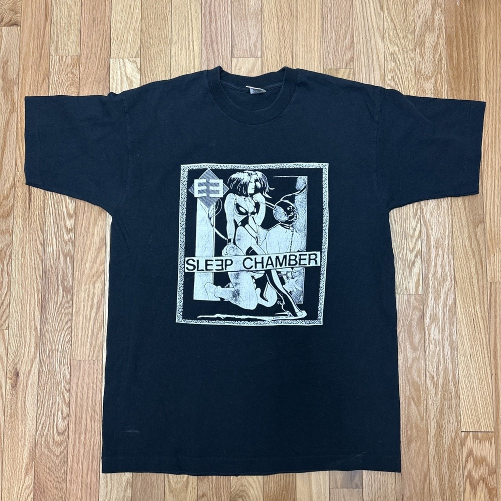 Sleep Chamber Black Graphic T-shirt Vintage On Fruit Of The Look Tag - Large